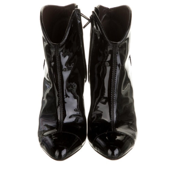 BURBERRY black patent leather ankle boots - Picture 4 of 14